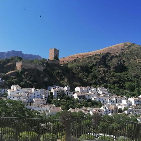 Alojamiento El Recreo Cazorla Ngoại thất bức ảnh